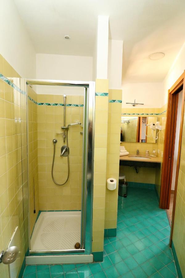 Classic Double Room,1011740164:JPEG