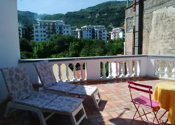 Self Catering: Sorrento Town Suites